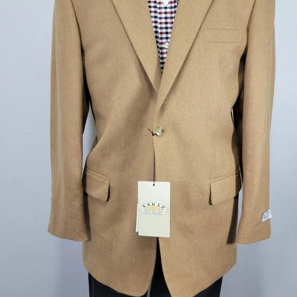 Eagle Men's‎ Sport Coat Blazer Two Button Beige 100% Camel Hair Size 42L NEW